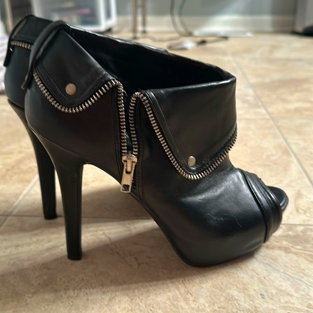Motorcycle booties with zipper, 3.5” heels, peep toe